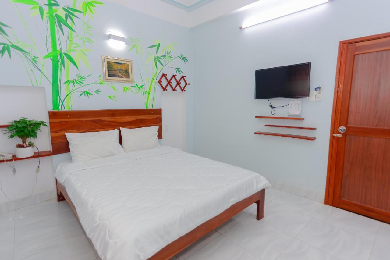 Sunny Flower Hotel Quy Nhon Buitenkant foto